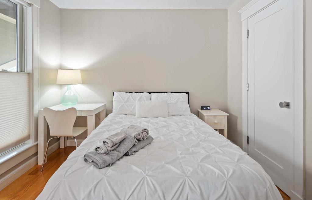 Inviting 3BR In Cambridge Walk To T & Central Sq, Cambridge