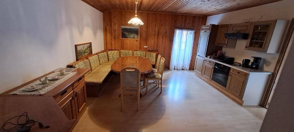 Apartment Weintraube, Rohr im Gebirge