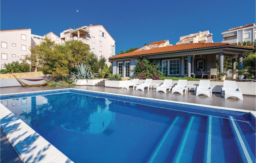 Amazing Home In Novalja With Wifi, Novalja