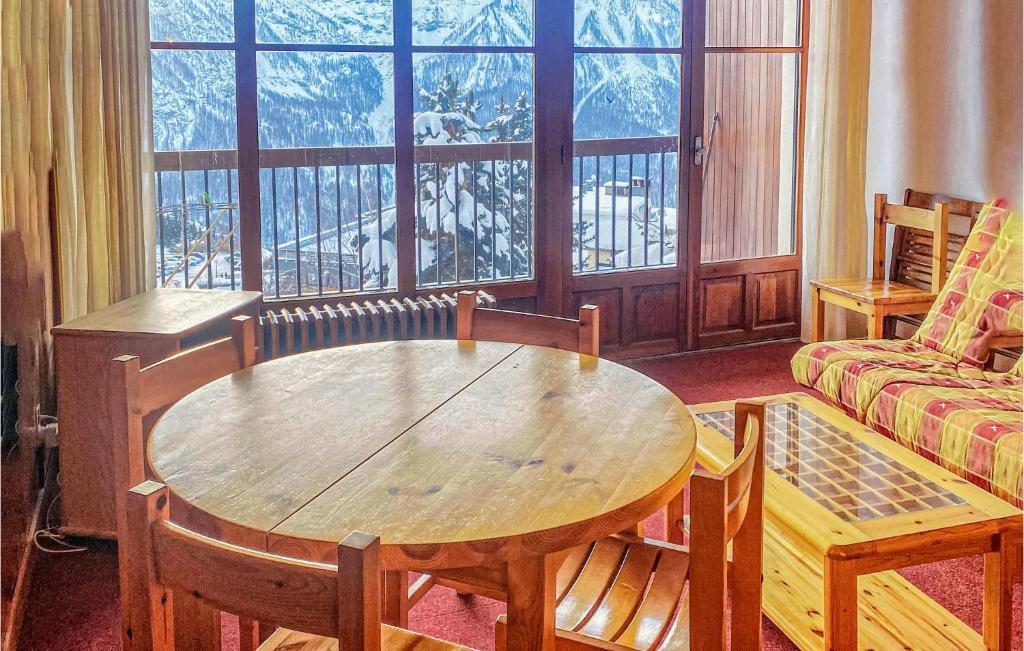 Cozy Apartment In Orcières With Wifi, Orcieres