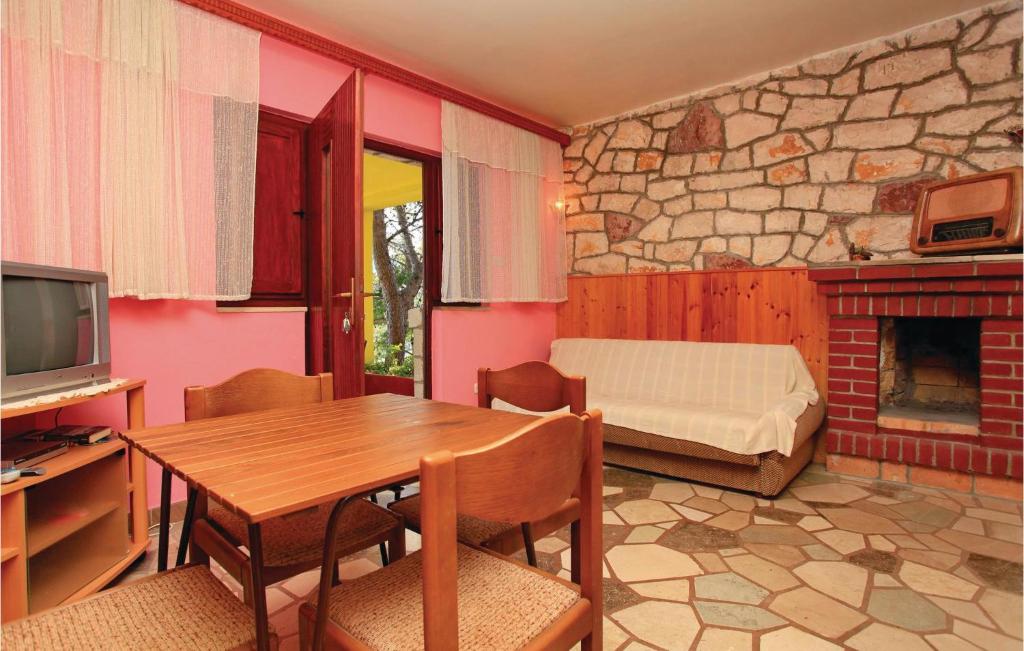 Holiday Home Prigradica Bb 전경