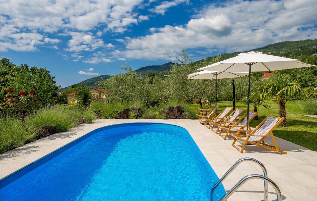 Amazing Apartment In Lovran With Wifi, Lovran