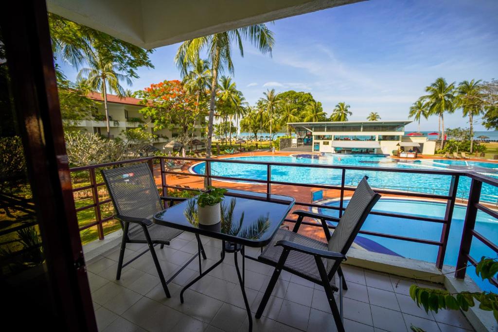 ホリデイ ヴィラ リゾート & ビーチクラブ ランカウイ (Holiday Villa Resort & Beachclub Langkawi) バルコニー/テラス