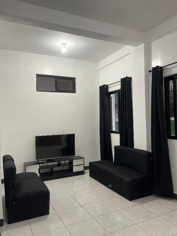 Calapan Mindoro Transient APT B, Calapan