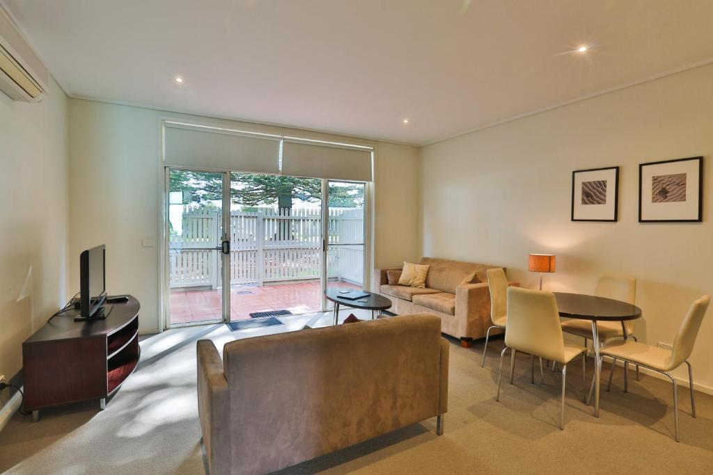 Lady Bay Resort photo