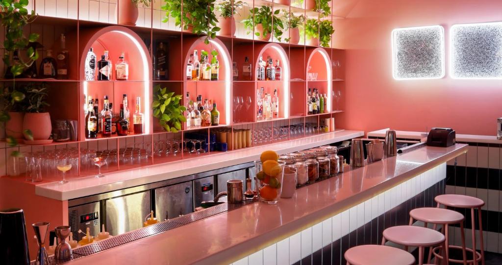 Bar/lounge