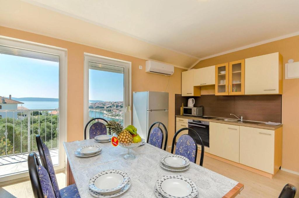 Apartmani Lorena, Trogir