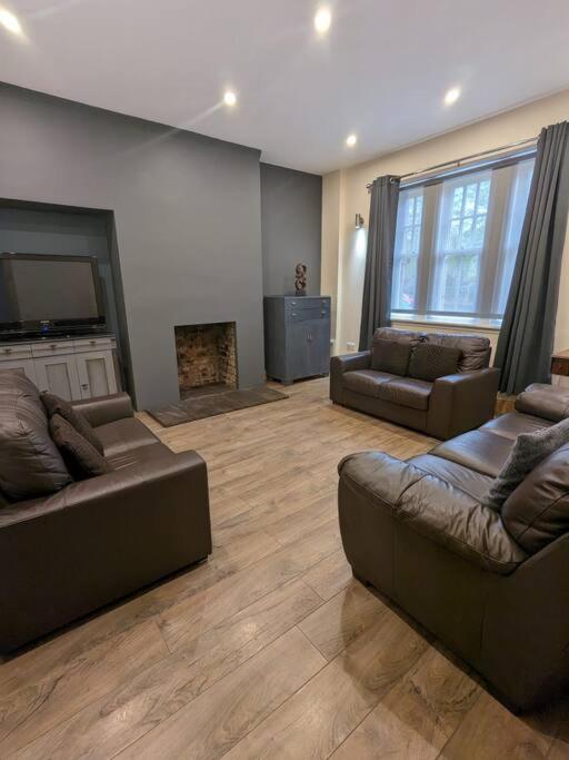 56 Bayhead Stornoway, 7 Bedroom house, Stornoway