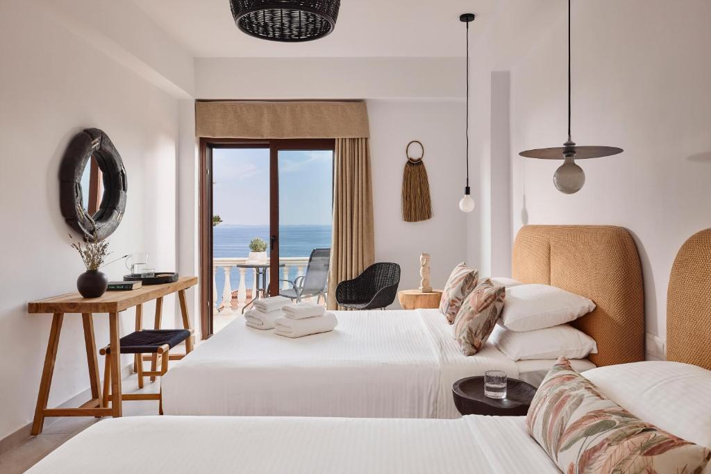 Glavas Inn Hotel — Hotel rooms in Gerakini, Central Macedonia
