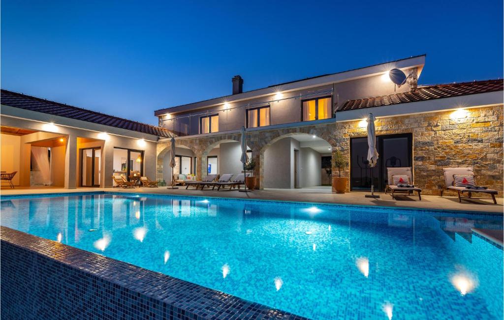 Awesome Home In Kakma With Sauna, Kakma