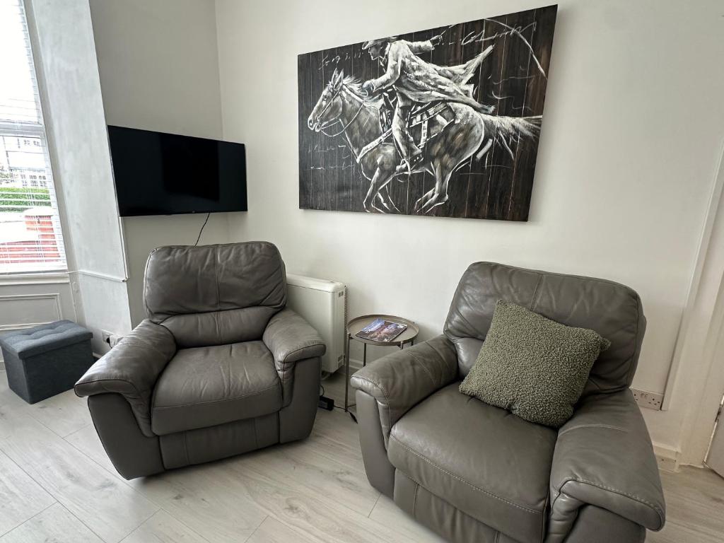 Carmen Sylva ground floor studio F3, Llandudno