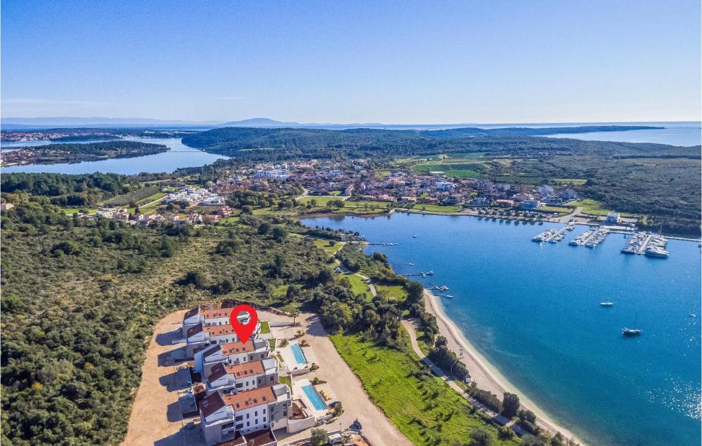 Amazing Apartment In Pula With Wifi, Pula