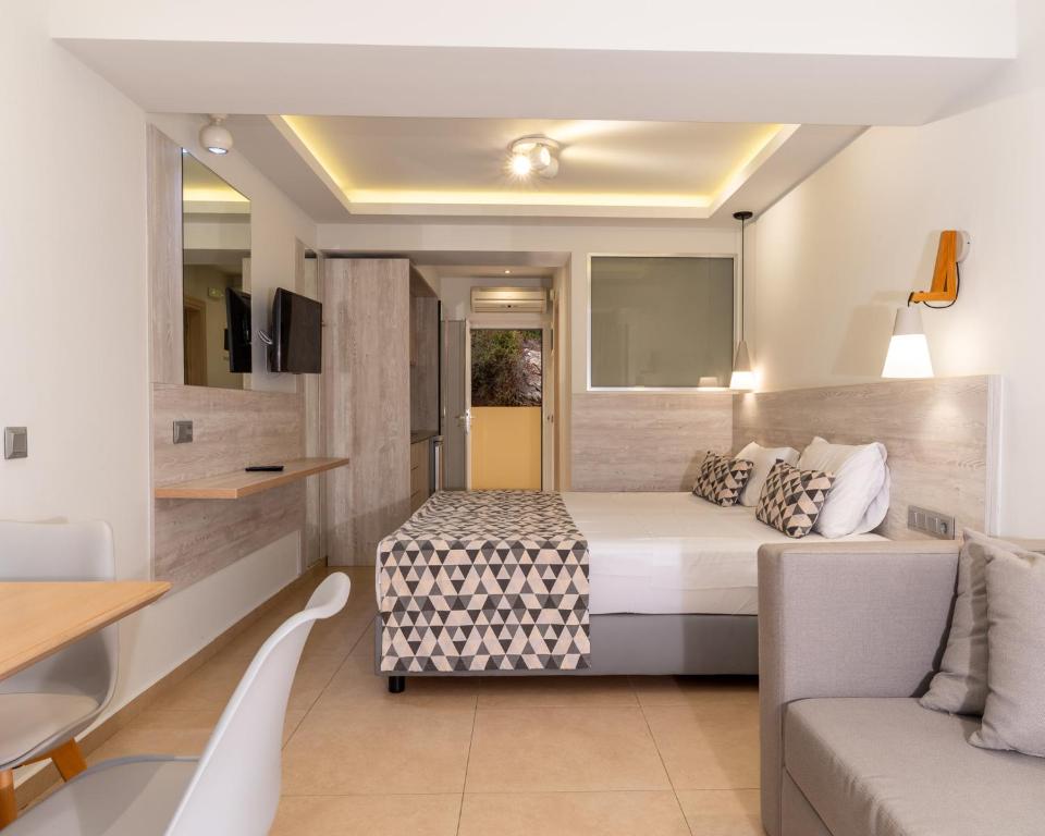Elpis Studio Apartments — Hotel rooms in Bali