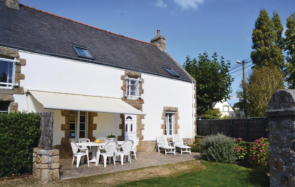 Gorgeous Home In Carnac With Kitchen - 1