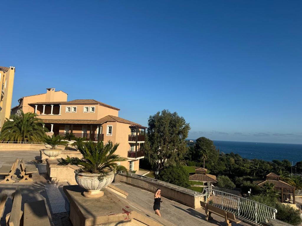 French Riviera Grand Resort Oasis -Cap Estérel Sea, Pools & Mountains - 3