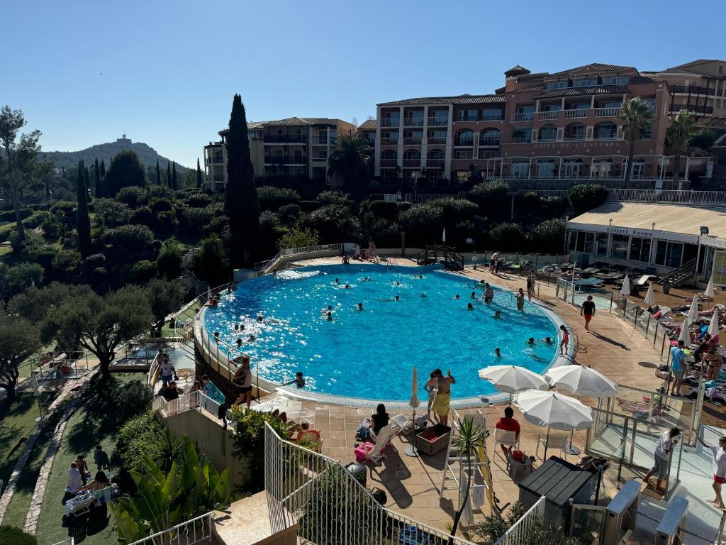 French Riviera Grand Resort Oasis -Cap Estérel Sea, Pools & Mountains - 1