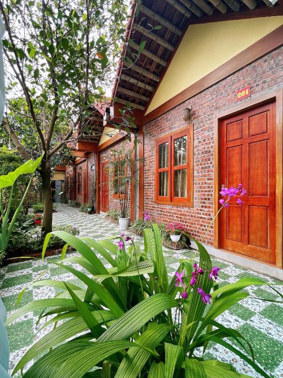 Lodge By Tam Coc lake