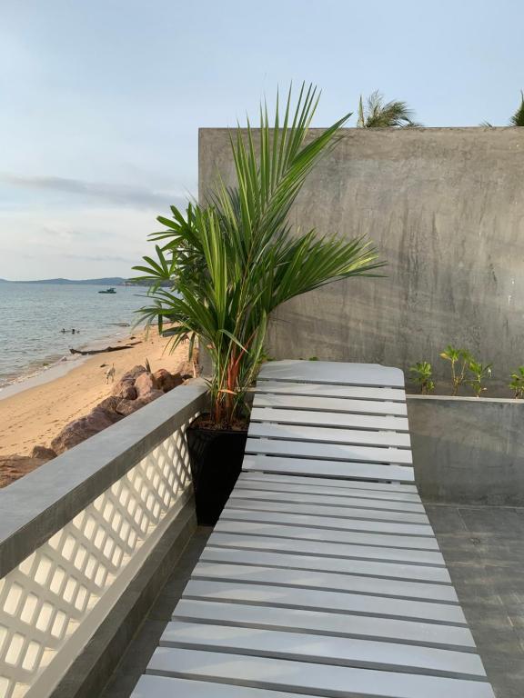 TS Beach House TS Beach House