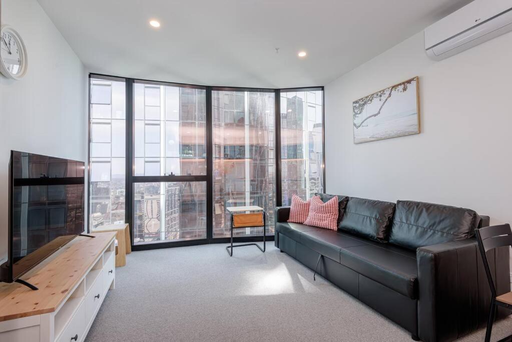 Charming one Bd Apt in central location TF5307, Melbourne