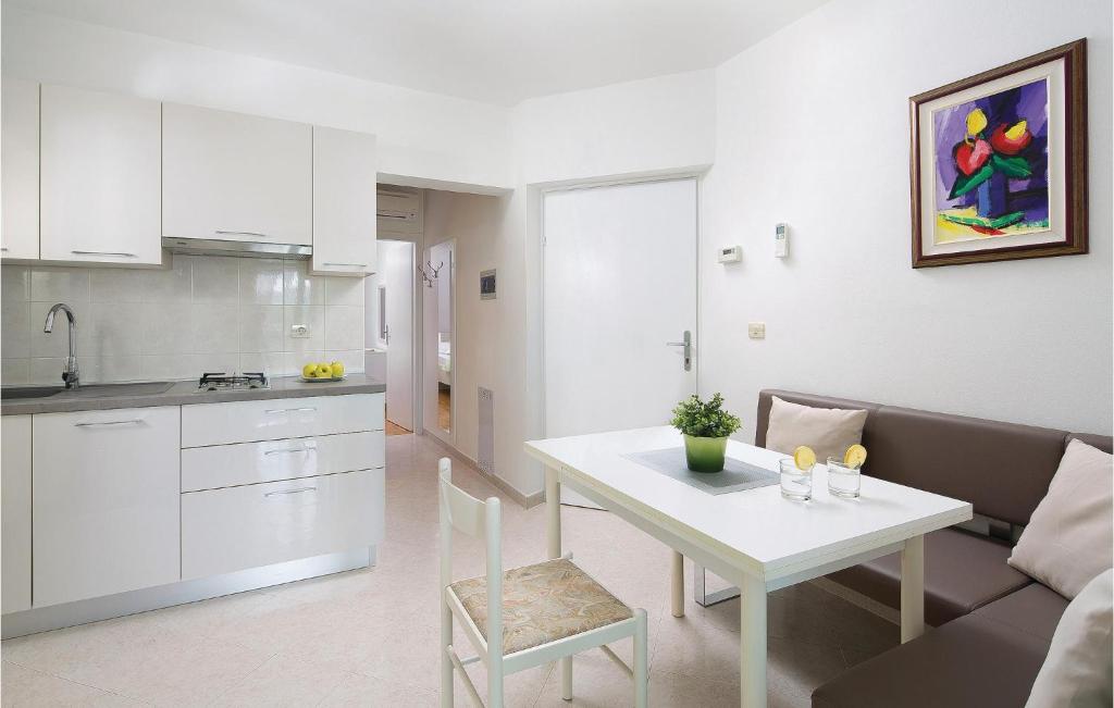 Amazing Apartment In Rabac With Wifi, Rabac