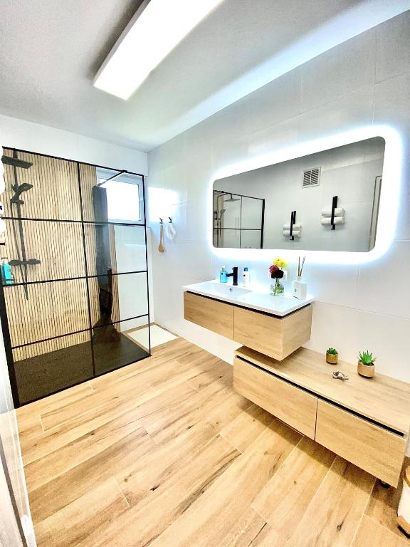 Skyview Residence - Self Check In - Near City Centre - 3