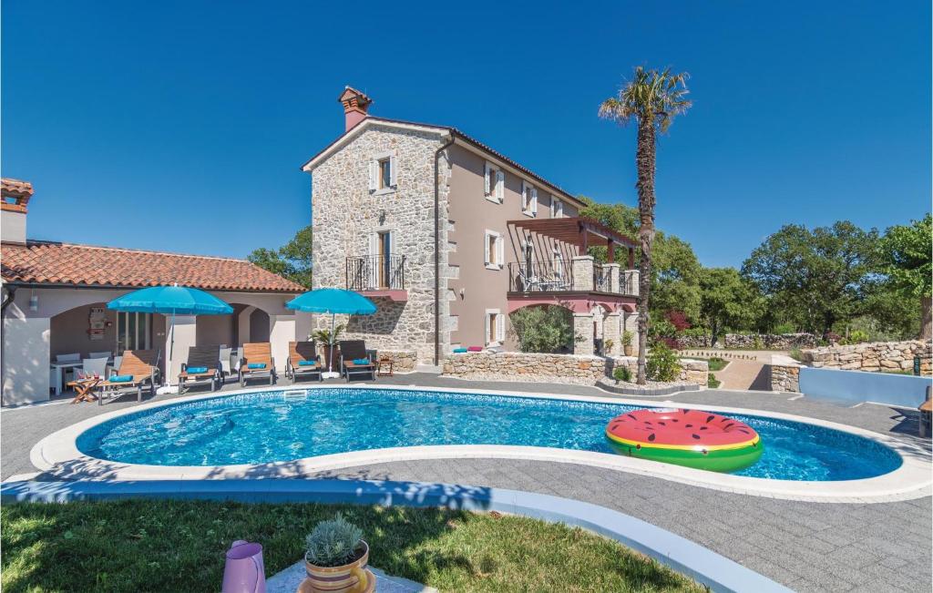 Gorgeous Home In Nedescina With Sauna, Nedeščina