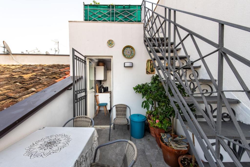 Alloro House with Terrace by Wonderful Italy - 4