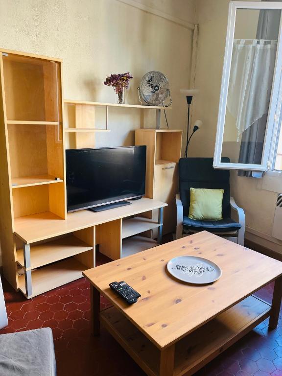 Chez Florence - Appartement T2 d au cœur du centre ville historique - Proche Cardeurs et Mairie - 5