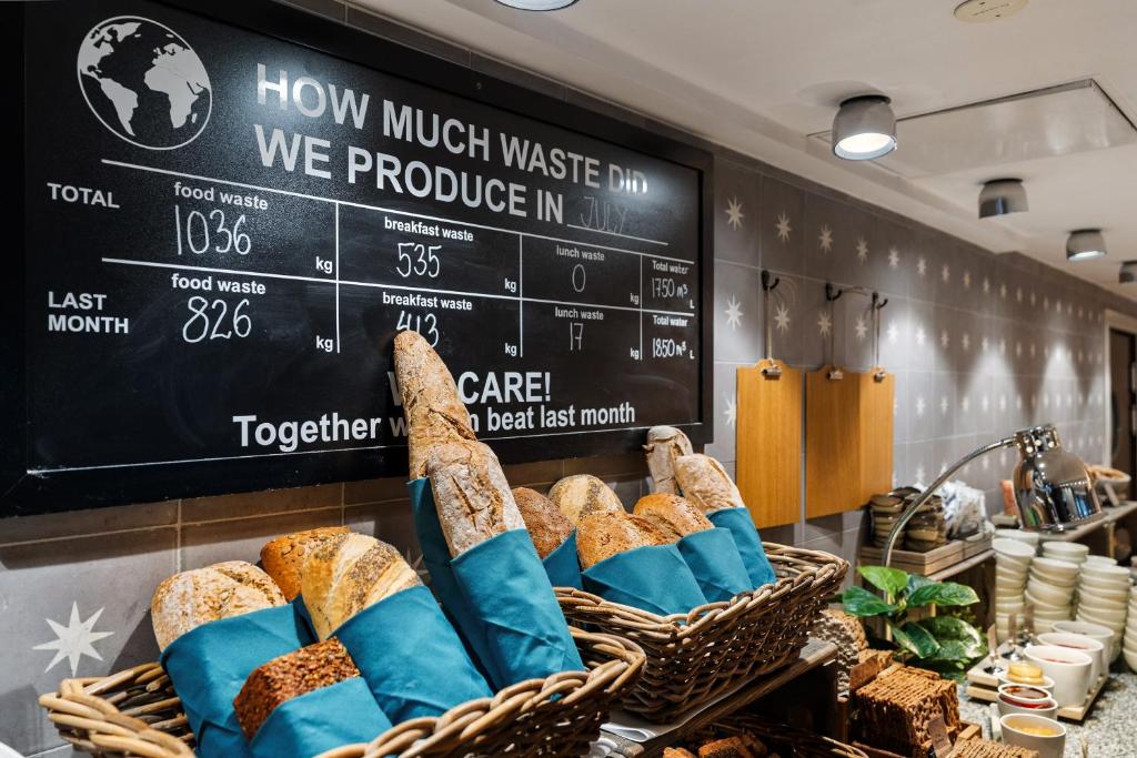 طعام و مشروبات