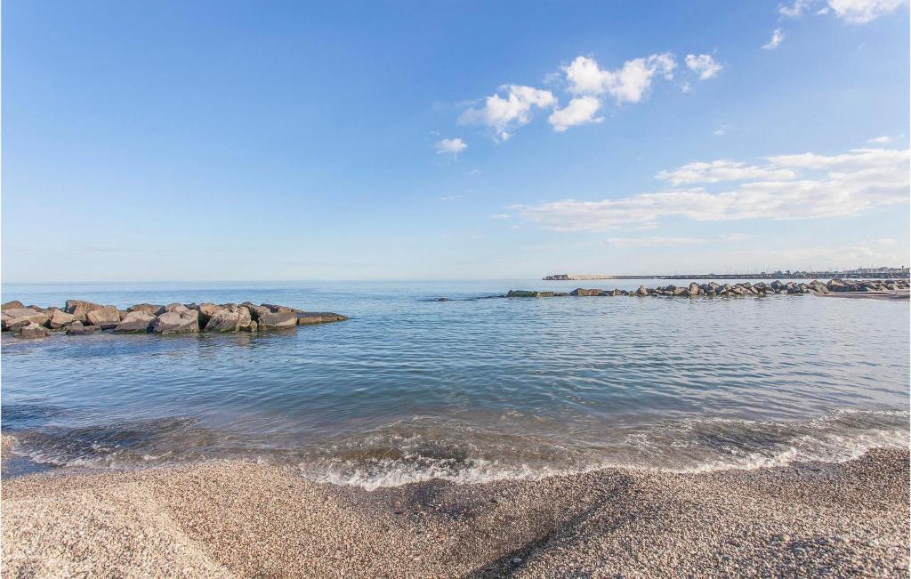 1 Bedroom Pet Friendly Apartment In Acireale - 4