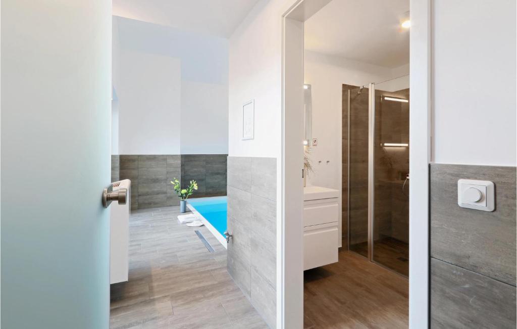 Beach Front Home In Lembruchdümmer See, Lembruch