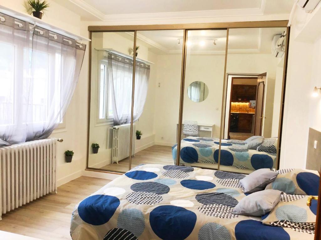Appartement le Soleil 140 m2 climatisé parking privé proche Sanctuaires - 3