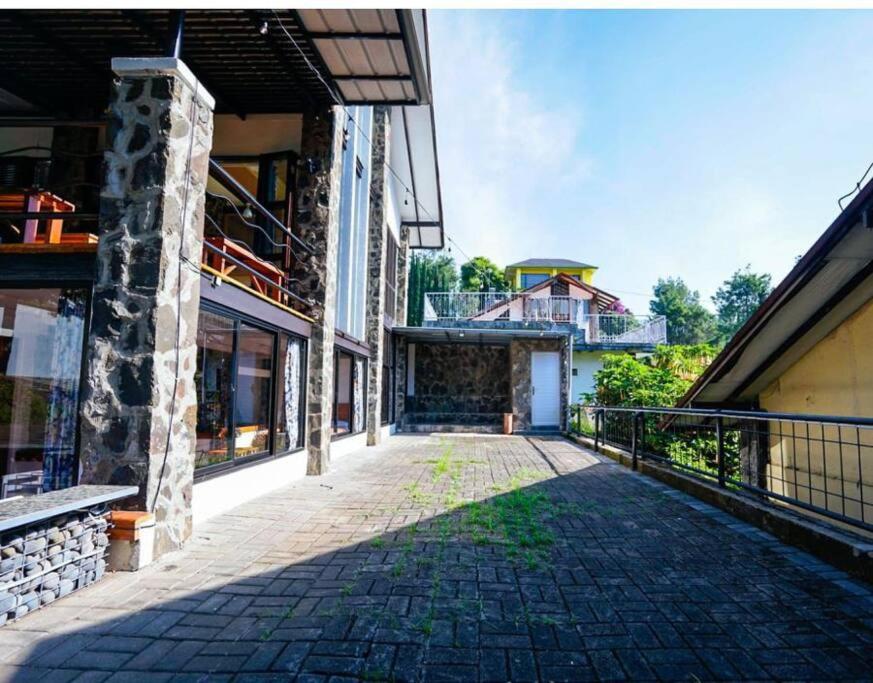 The Haven by Vila Istana Bunga