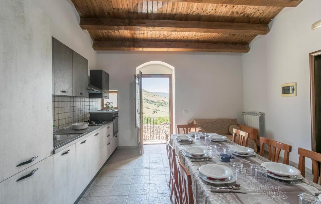 Awesome Home In Ragusa With Wifi - 3