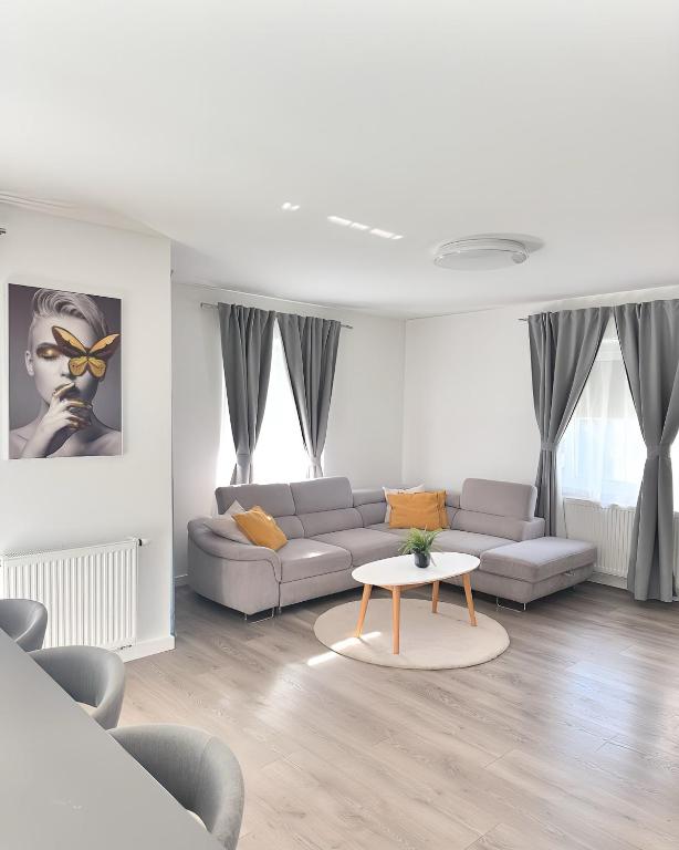 White Lotus, Velika Gorica