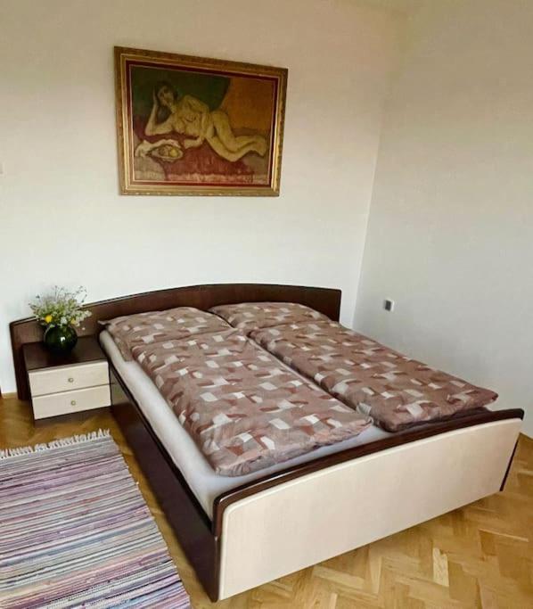 Apartment with beautiful view of Avala Mountain 3 rooms for 6 guests max SRB, DE, EN - 4