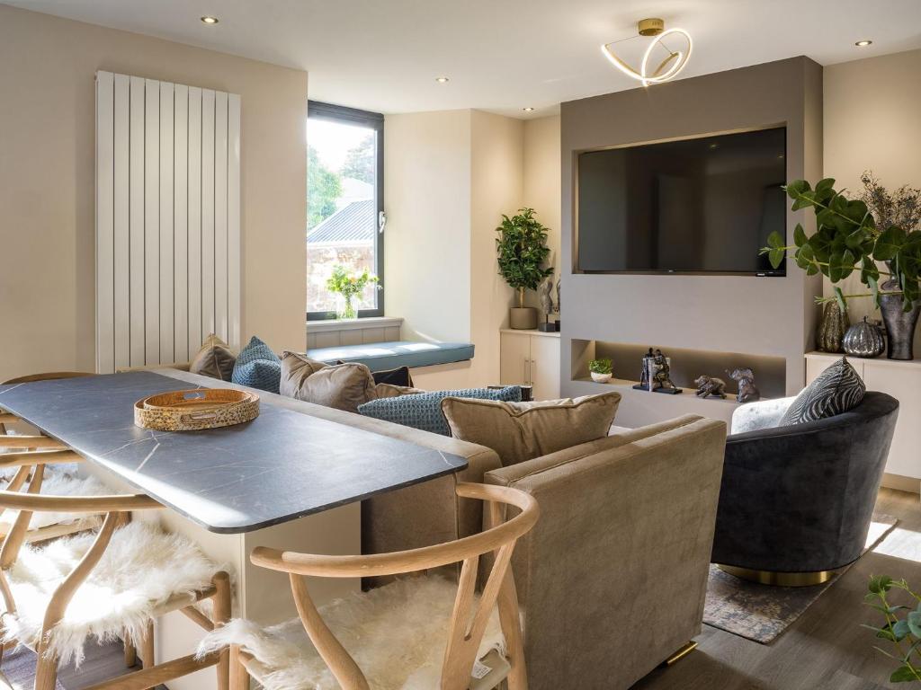 Arran Shores Luxury Shorefront Apartment 4, Lamlash