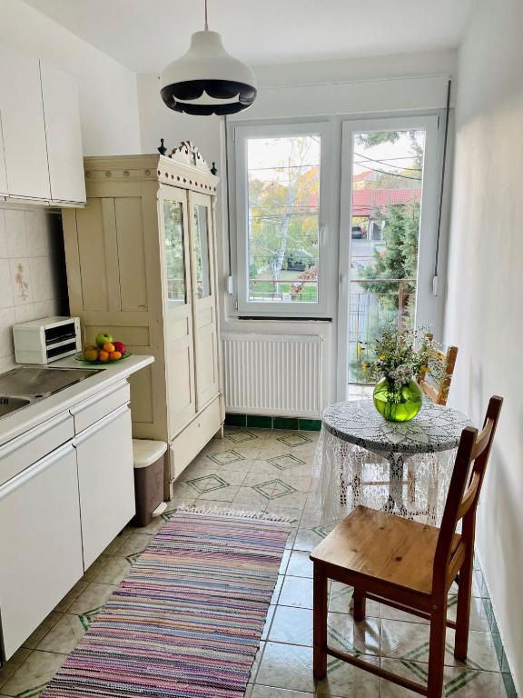 Apartment with beautiful view of Avala Mountain 3 rooms for 6 guests max SRB, DE, EN - 2
