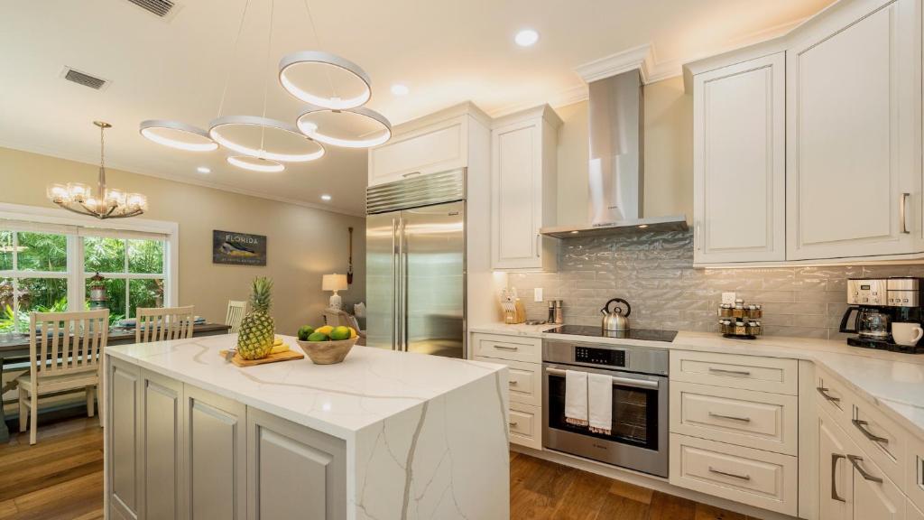 Modern in the Meadows by Last Key Realty, Key West