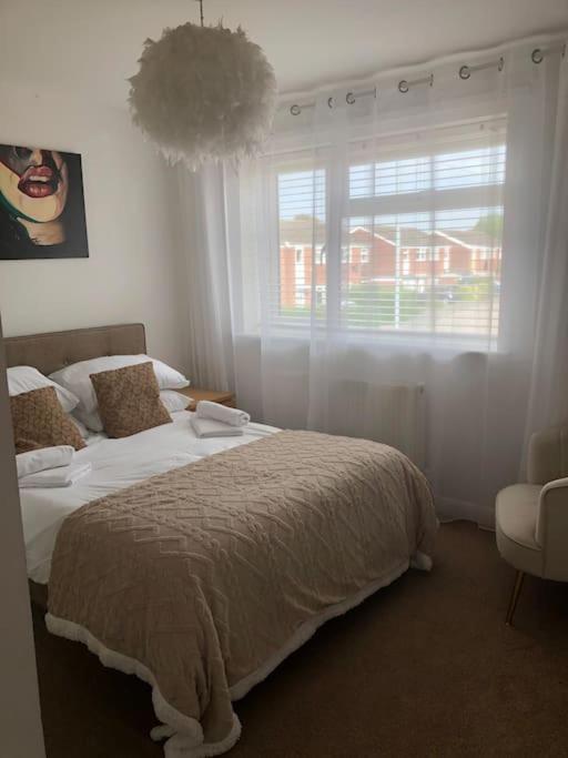 Modern house close to amenities St Ives Cambs, St Ives