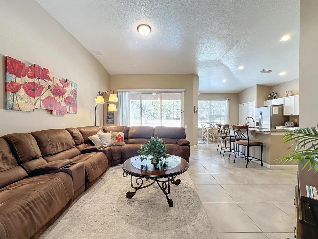 Tranquility Palms in a Resort- Steps to Disney, Kissimmee