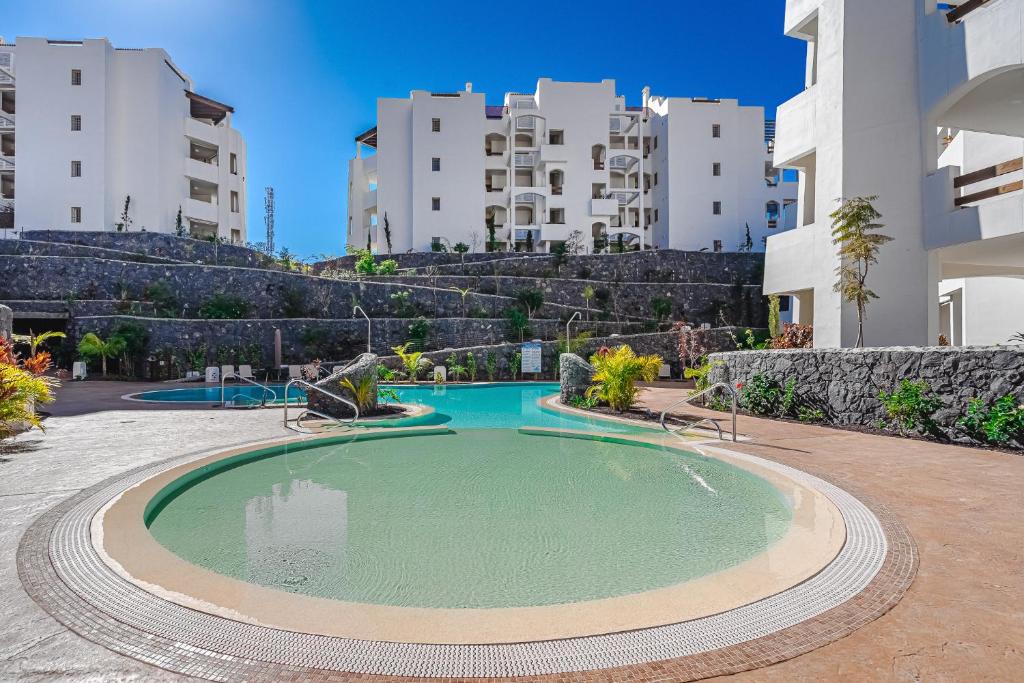Luxury 2 bedrooms apartment in Palm-Mar, Tenerife - 2