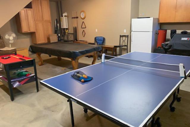 Peaceful Pinecone, Dorrington