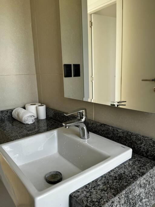 Molas, piso 12, piscina y cine - 2