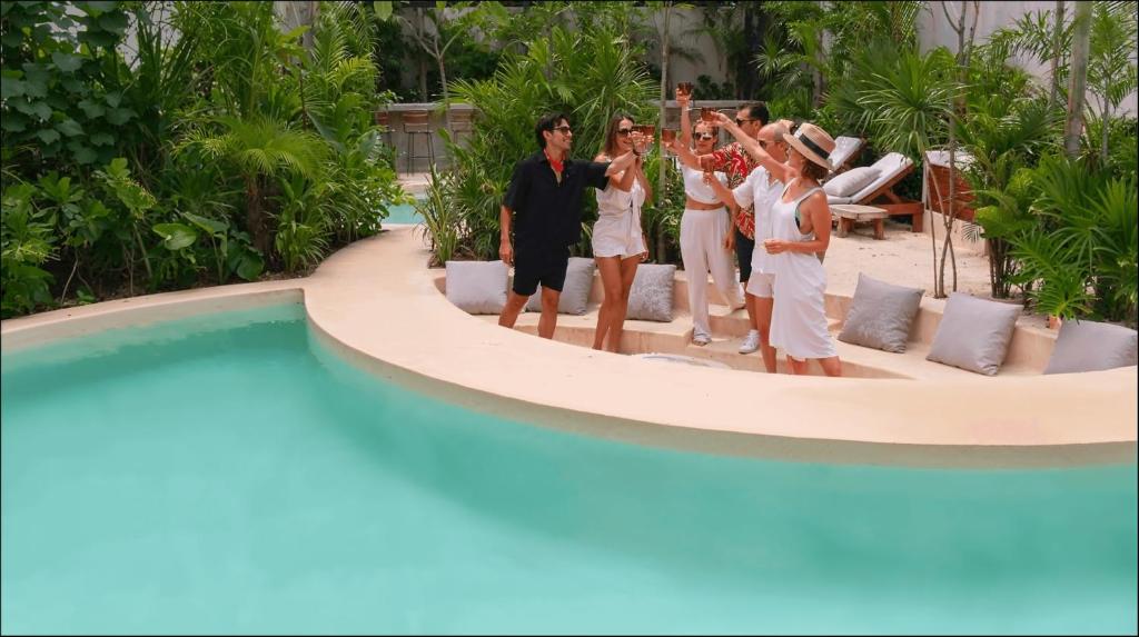 Jungle Chic Tulum - Luxury Stylish Loft w Private Hot Tub and Infinity Pool - 4