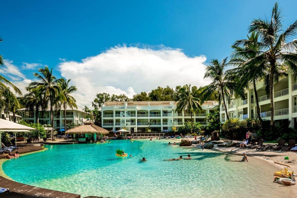 Sun, Sea & Tranquillity at the Peppers Resort Palm Cove, Palm Cove
