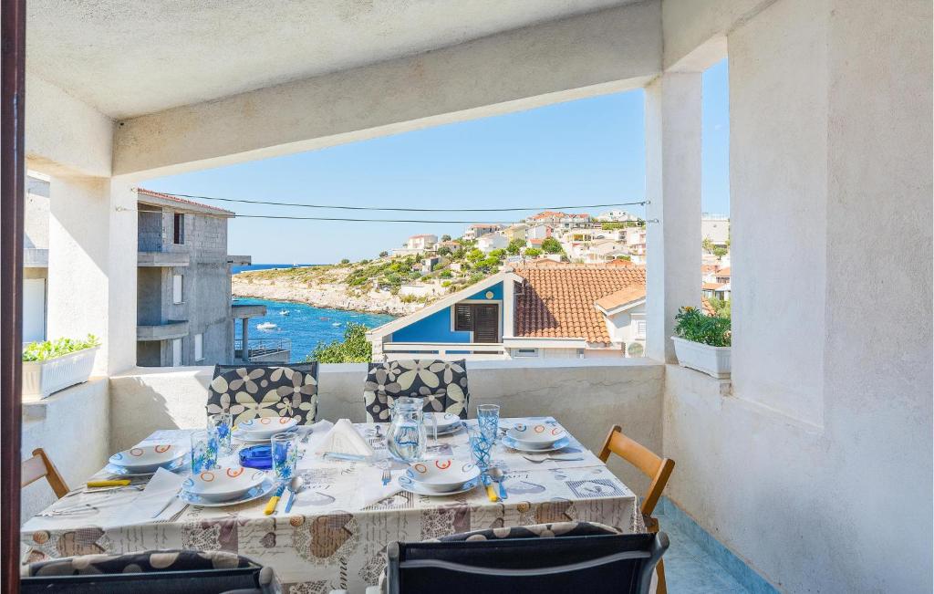 Lovely Apartment In Sevid With Wifi, Sevid