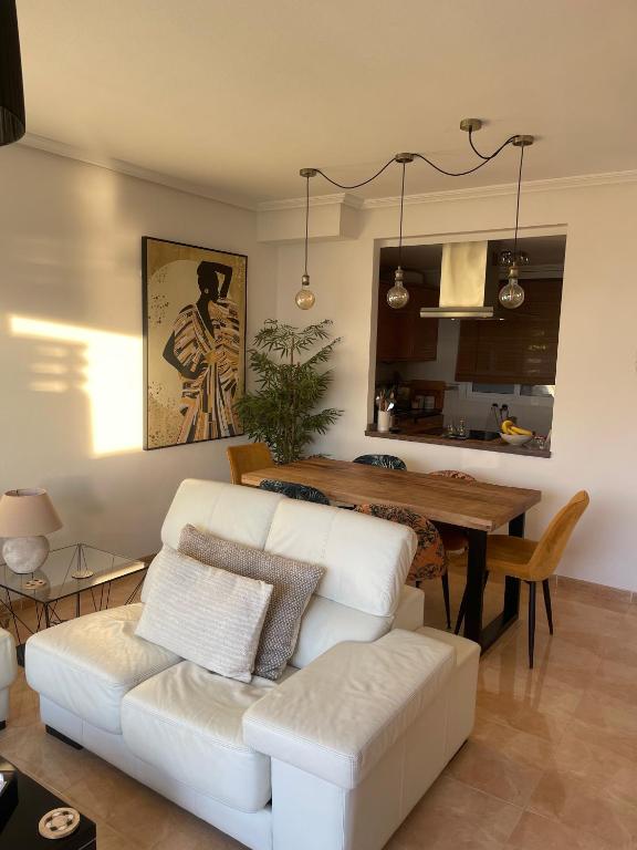 Duplex Penthouse with Sea, Beach, Marina & Mountain views - 5
