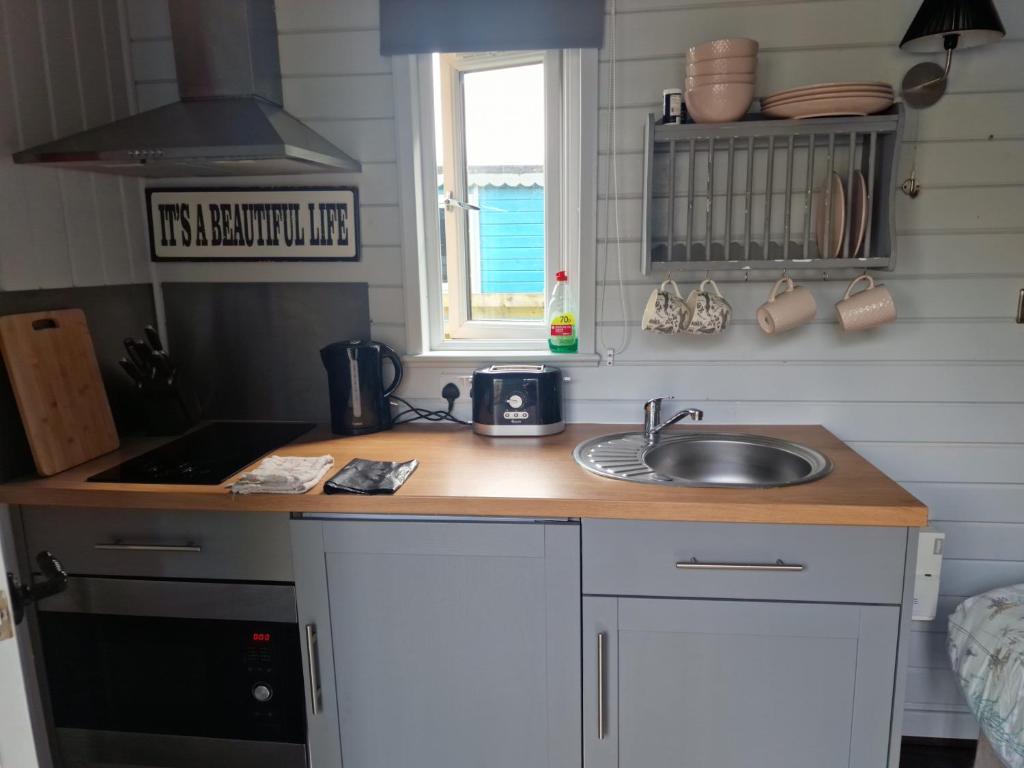 Glan yr Afon Un - Relax Recuperate Enjoy, Welshpool