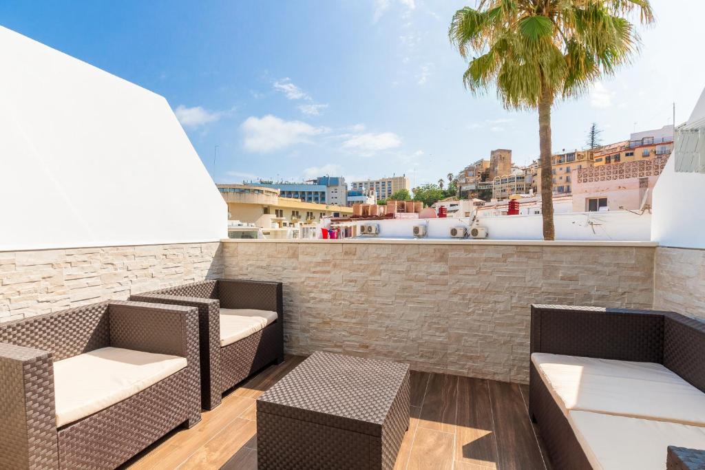 ¡Terraza, relax y wifi! A 50m de la playa, Torremolinos